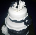 Torta Čiernobiele kvety