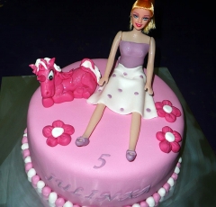 Barbie, pony