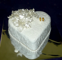 Svadobná torta srdce