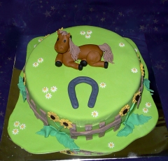 Koník na torte
