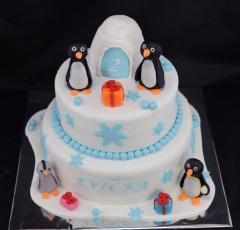 Tučniaci na torte