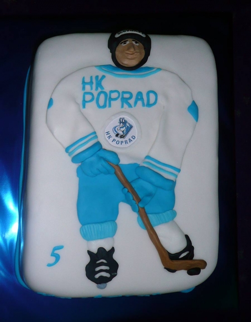 Športové torty » Torta Torta hokejista, narodeninová torta HK Poprad
