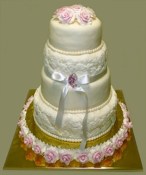 Najnovšie torty » Torta Ruže na torte
