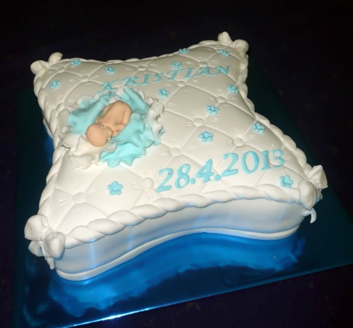 1. sv. prijímanie, birmovka » Torta Krstinová pre chlapca