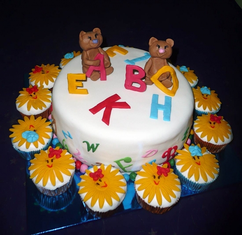 Svadobné torty » Torta Abeceda