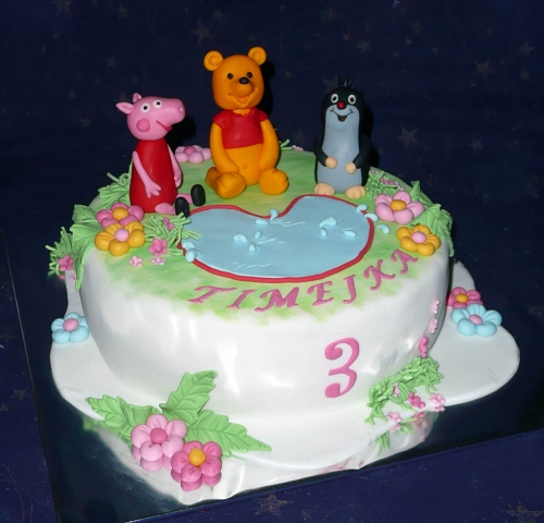 Svadobné torty » Torta Macko Pooh s prasiatkom