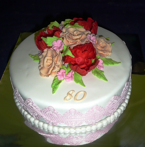Torty pre ženy » Torta Kvety na 80tku