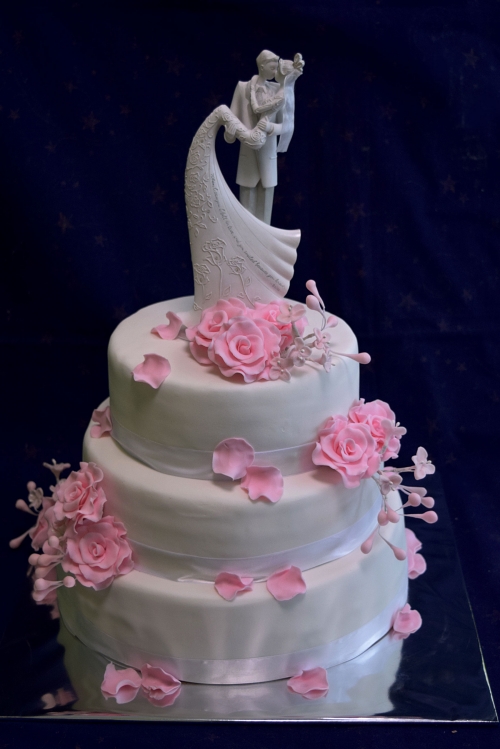 Svadobné torty » Torta Svadobná 3 poschodová torta