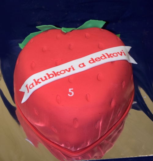 Torty pre chlapcov » Torta Jahoda Petríkovi