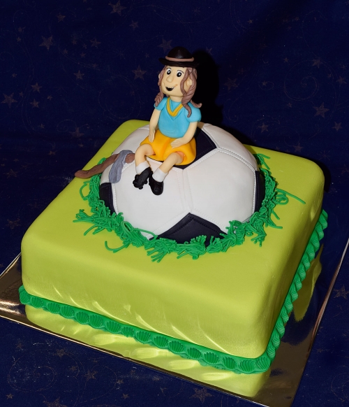 Najnovšie torty » Torta Lopta s postavičkou