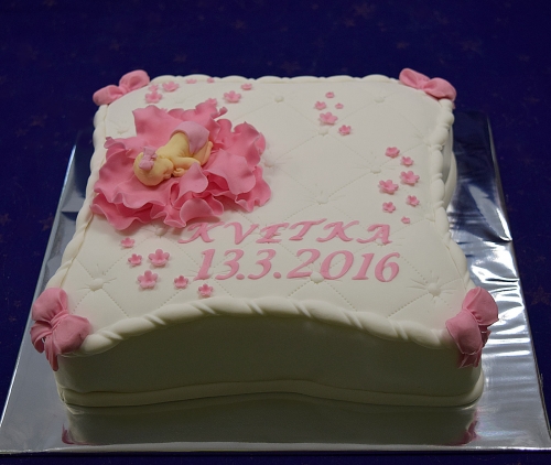 Krstinové torty » Torta Krstinová s bábätkom