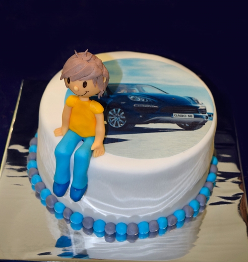 Torty pre chlapcov » Torta Auto s postavičkou