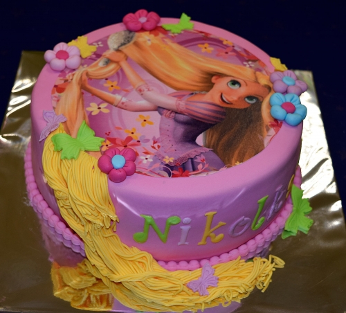 Jedlé obrazky na torty » Torta Zlatovláska Nikolka