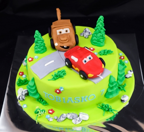 Torty pre chlapcov » Torta Auto McQueen Tobiasko